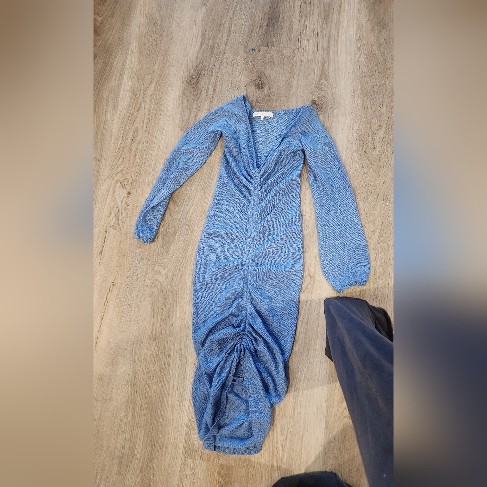 More to Come Ruched Dress Size XS EXCELLENT condition only tried on